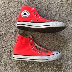 Women's size 8 Converse Hightops